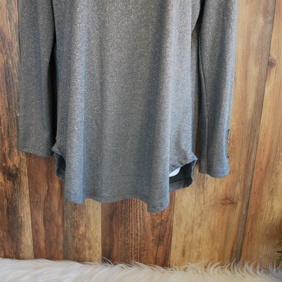 Amaryllis Women's Plus Size Gray/Blue Button Back Sweater 1X - Picture 3 of 5